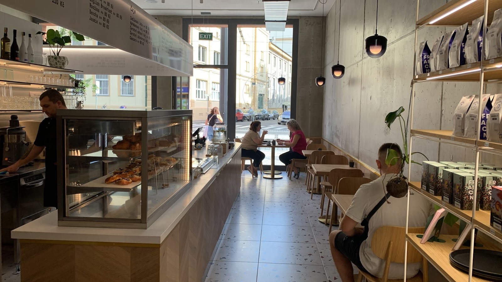 GoFrancin interior