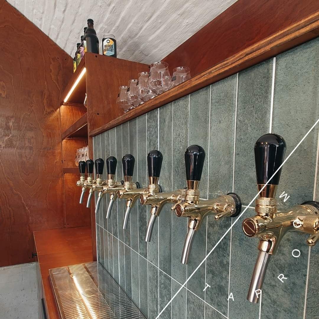Cabardouche Taproom | Beer & Coffee interior
