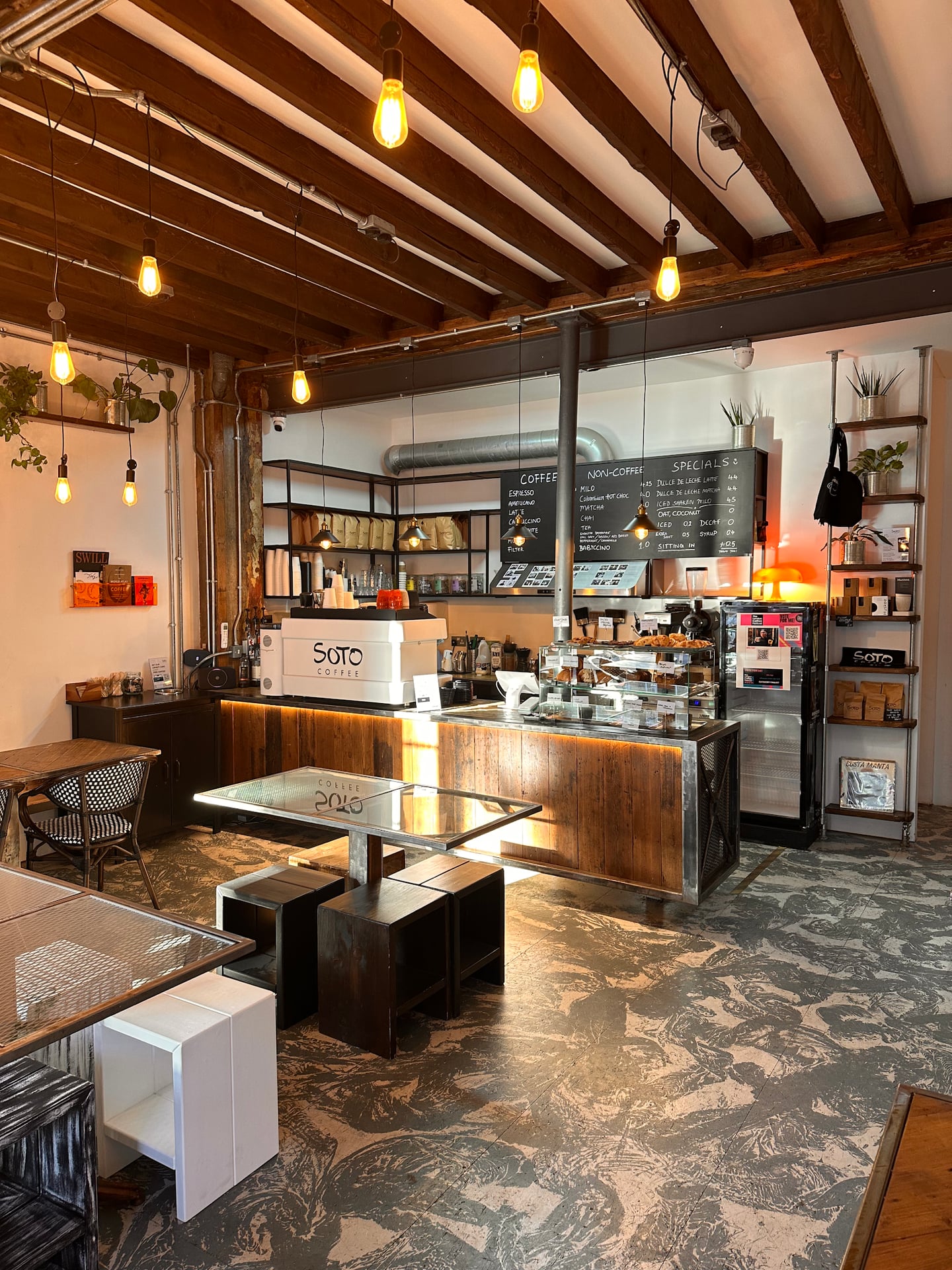 Soto Coffee interior