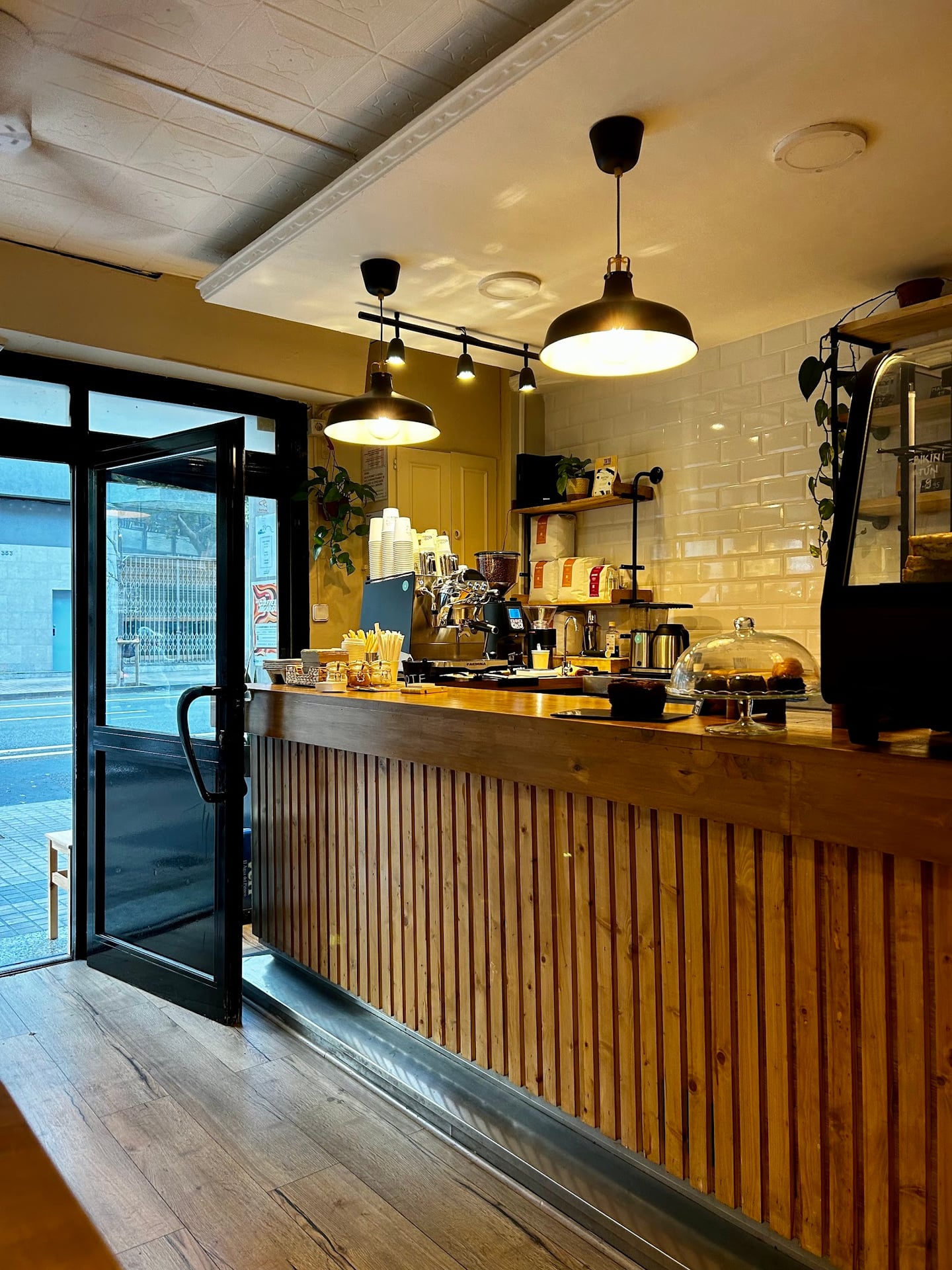 Sukun سكون Specialty Coffee interior