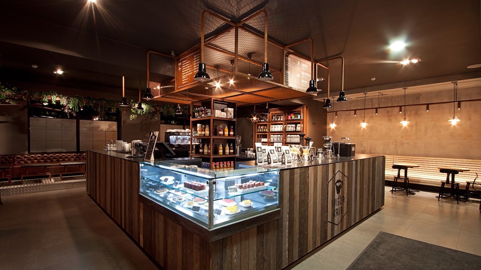 Huracán Coffee interior