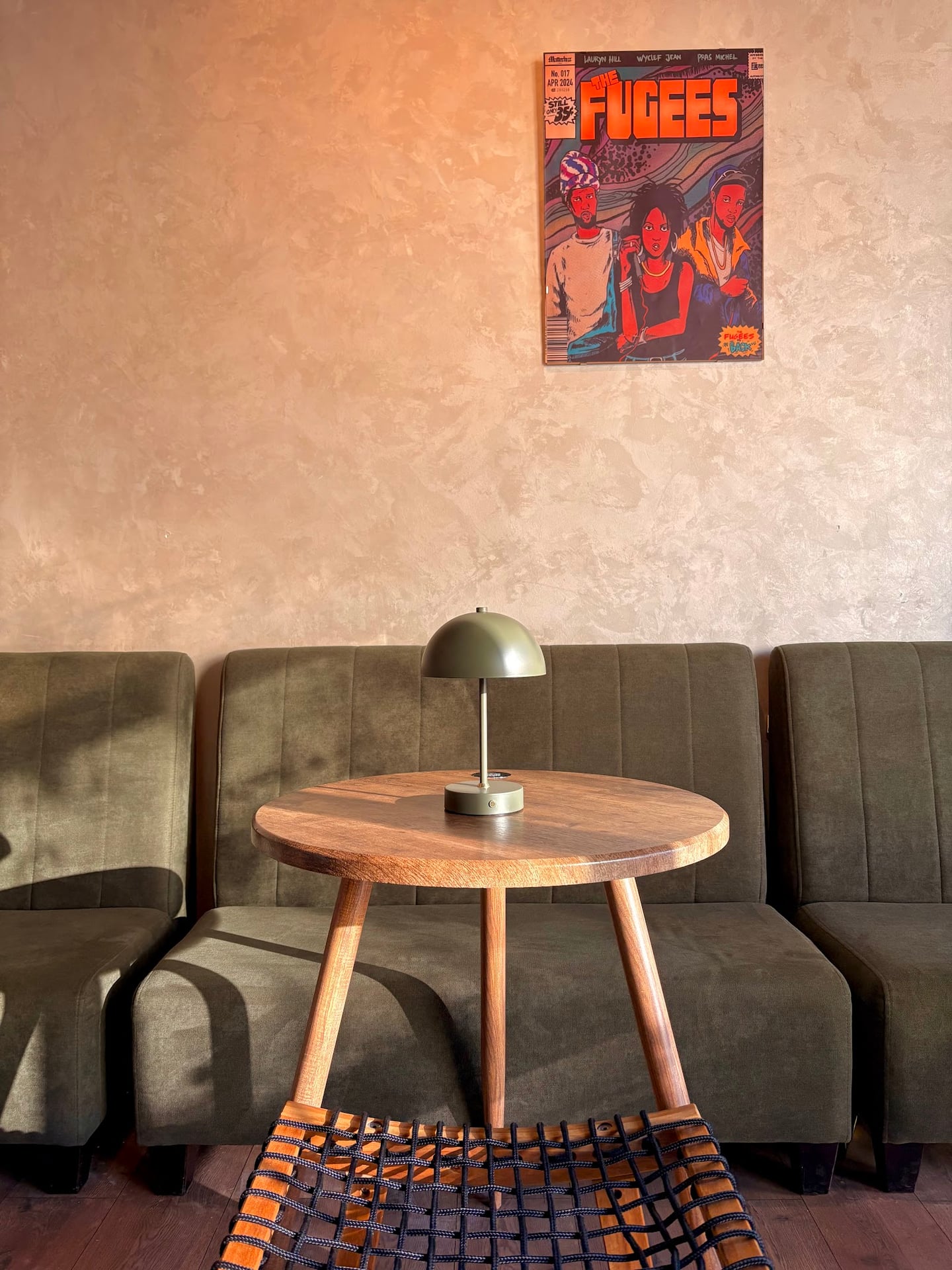 Rewind - Record Café-Bar interior