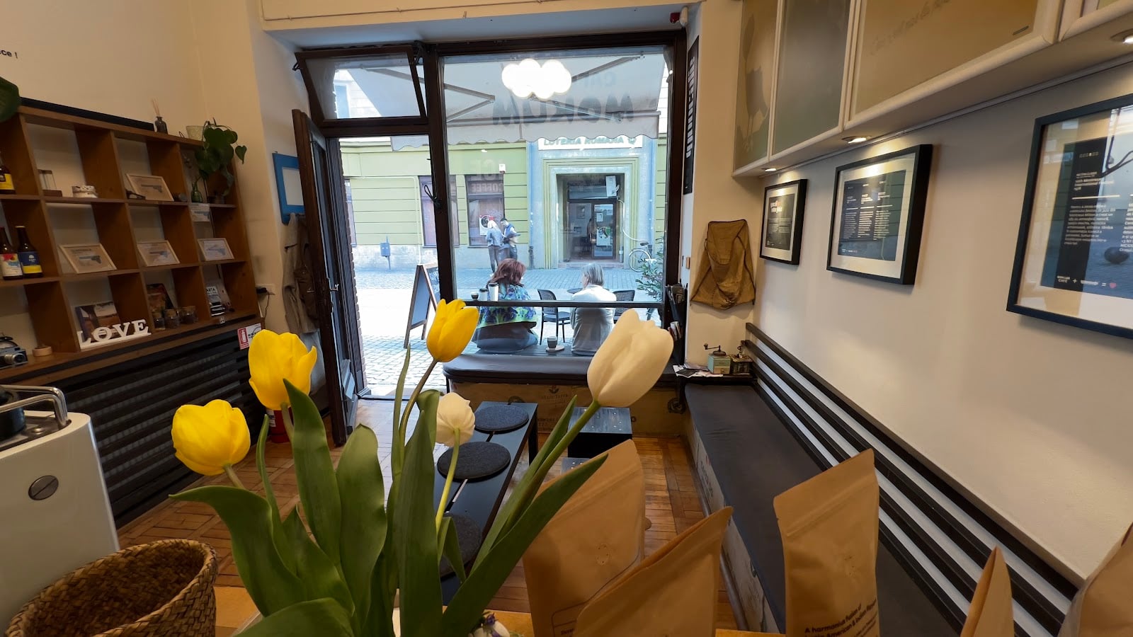 Mokum Cafe