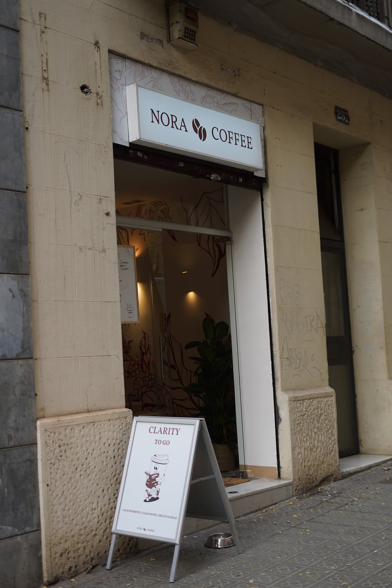 Nora Coffee interior