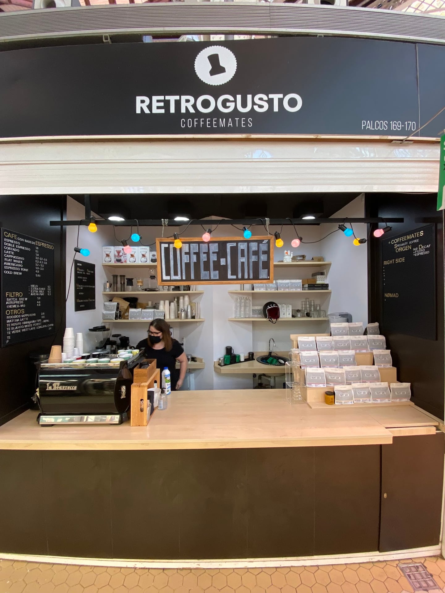 Retrogusto Coffeemates - Specialty coffee interior