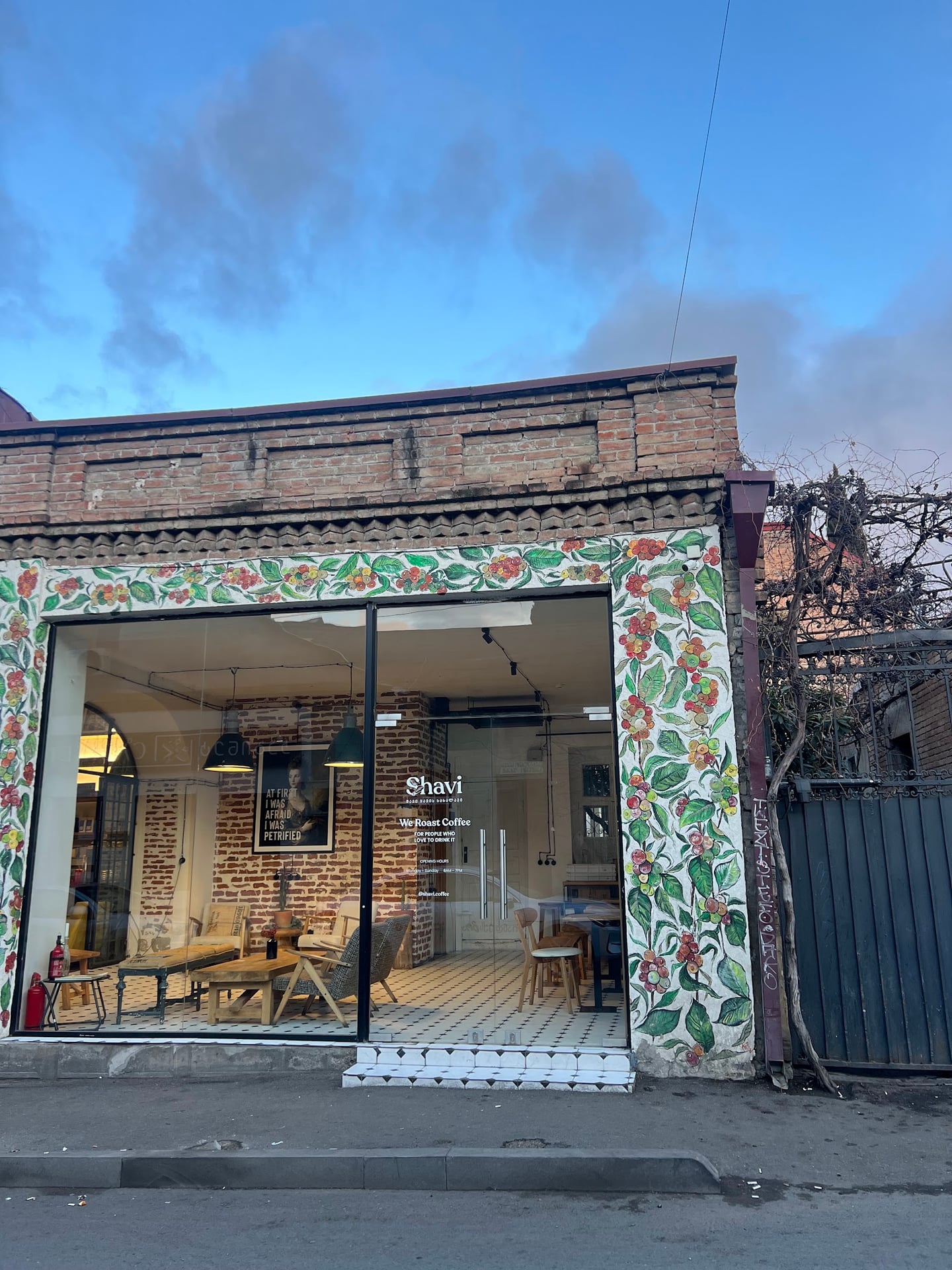Shavi Coffee Roasters - Ninoshvili interior