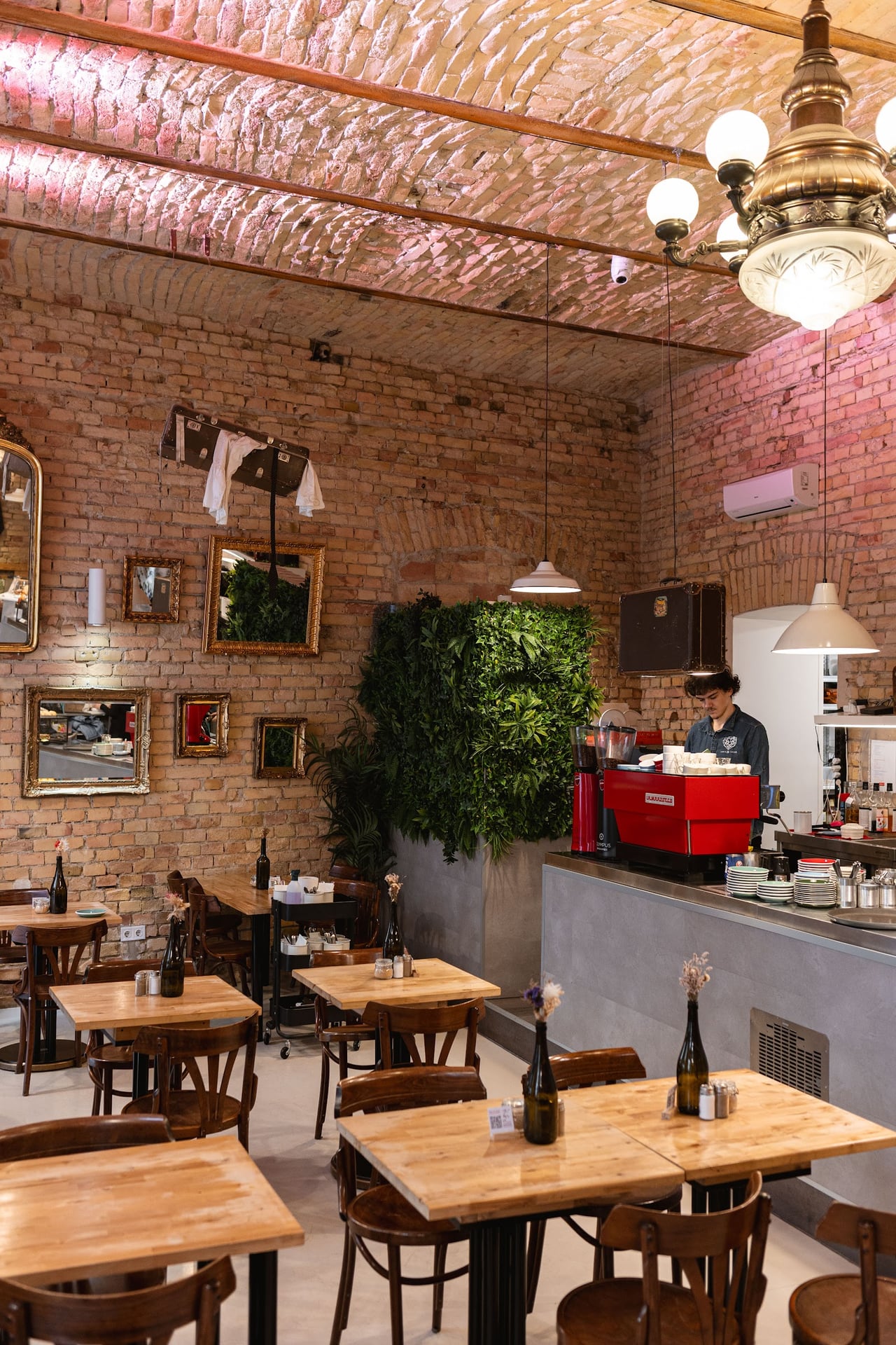 Lion's Locker Coffee & Brunch interior