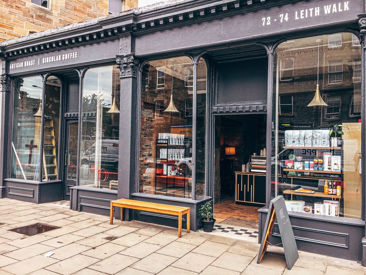 Artisan Roast Leith Walk interior