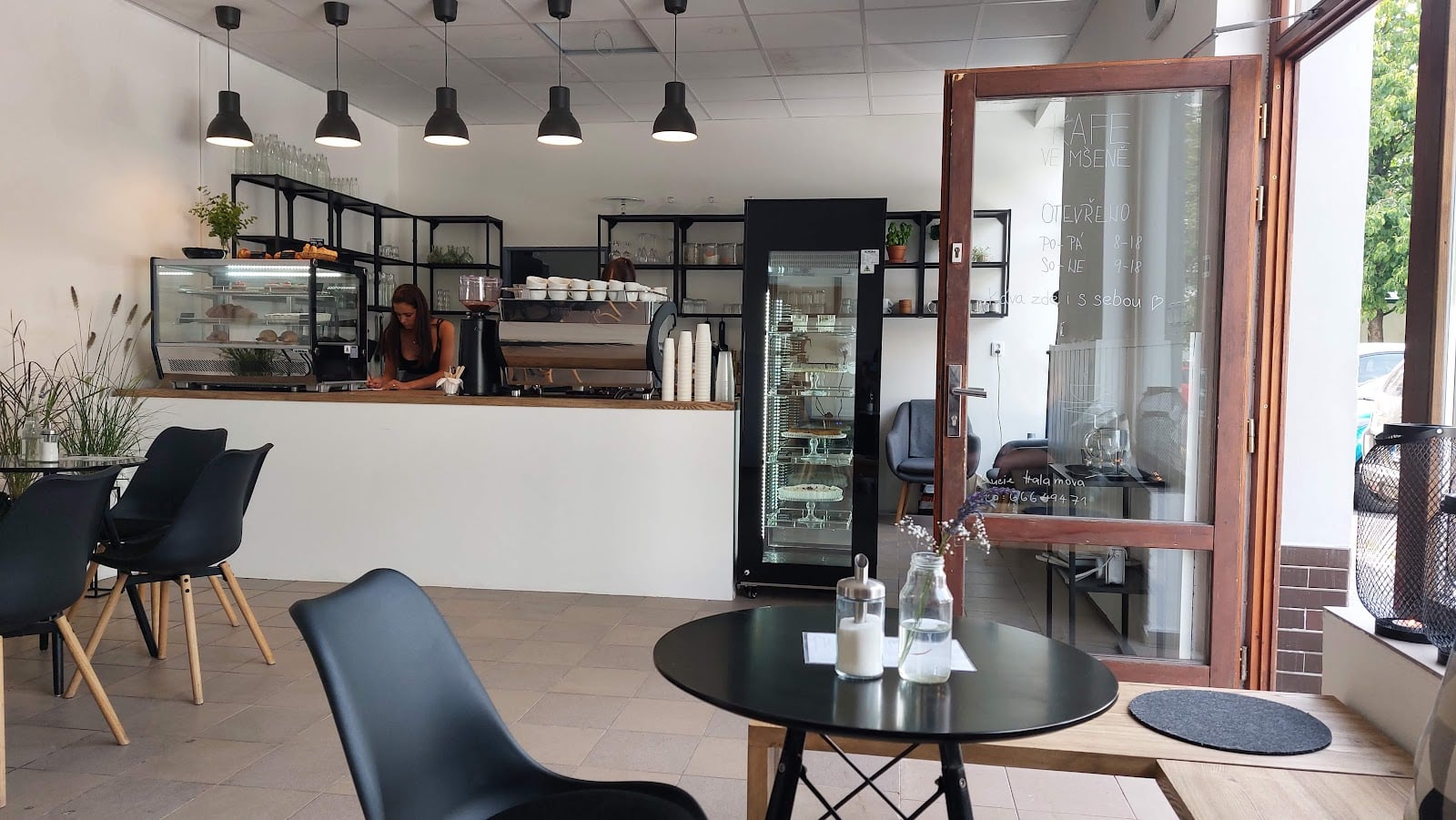 Kafe ve Mšeně