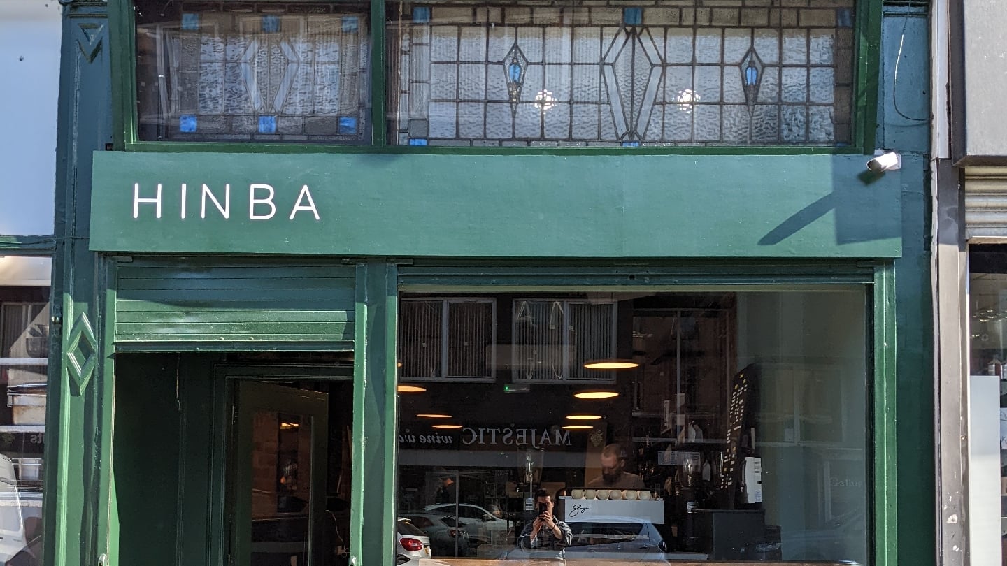 Hinba Speciality Coffee interior
