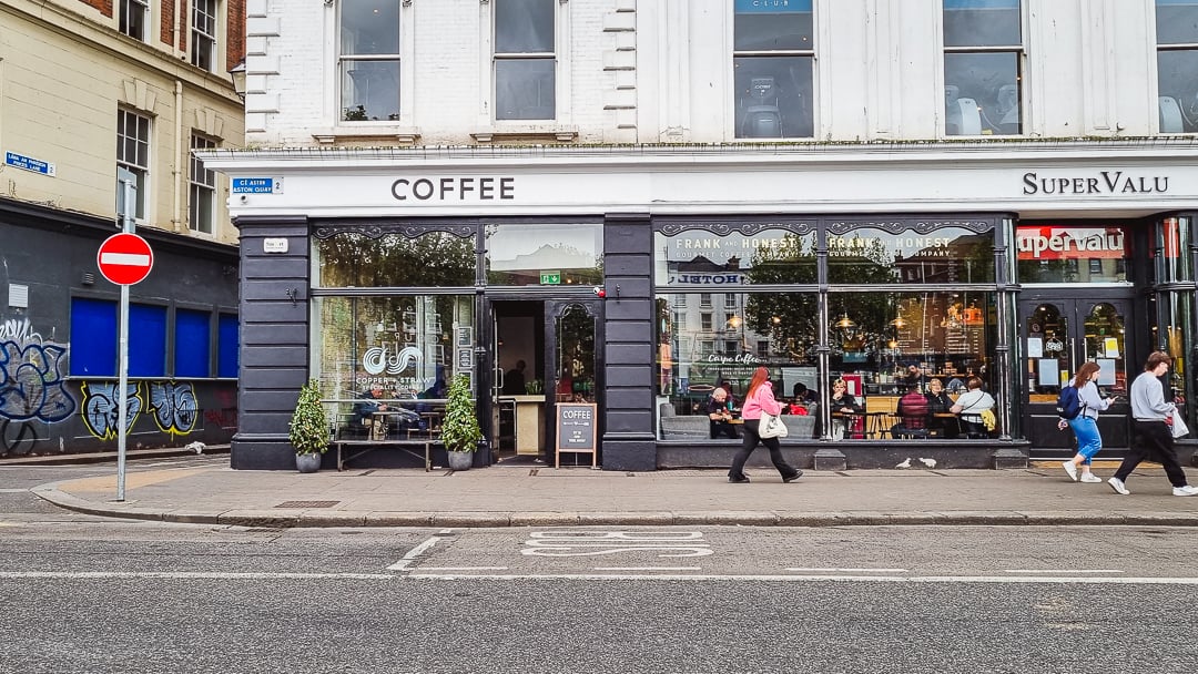Copper + Straw Speciality Coffee interior