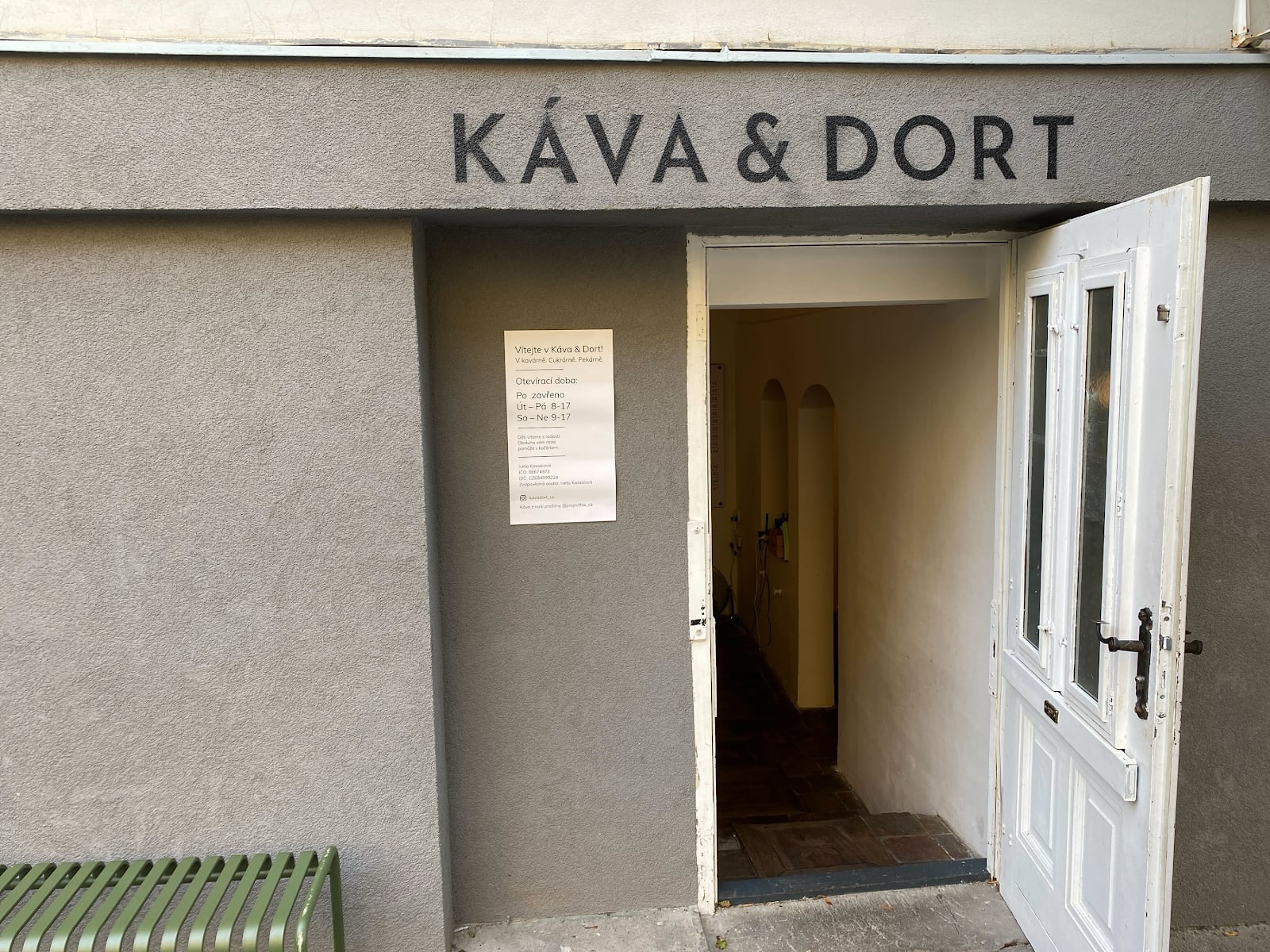 Káva&Dort interior