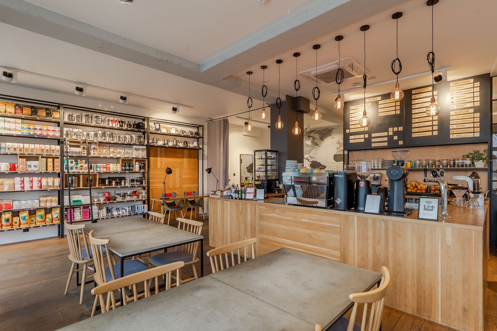 Coffeedesk Kawiarnia - Bajkowe