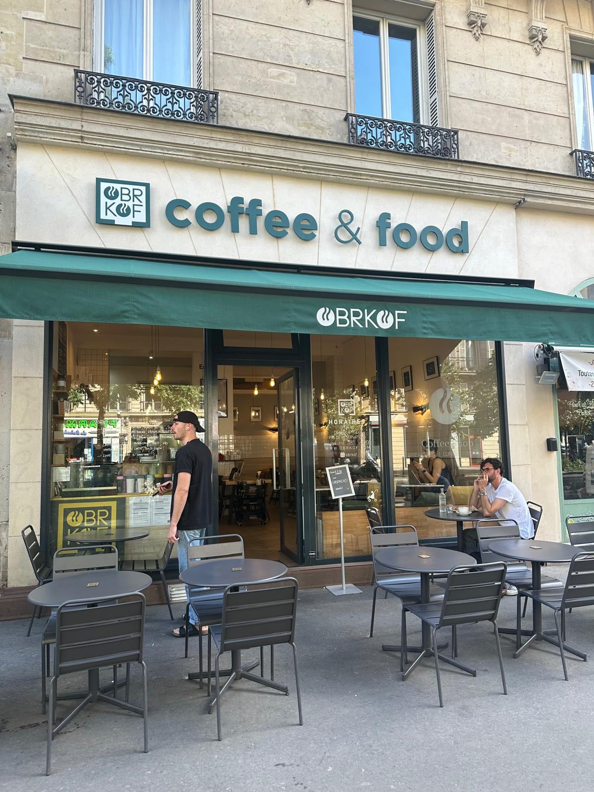 Café Obrkof interior