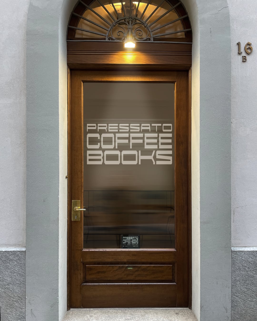 Pressato Coffee & Books