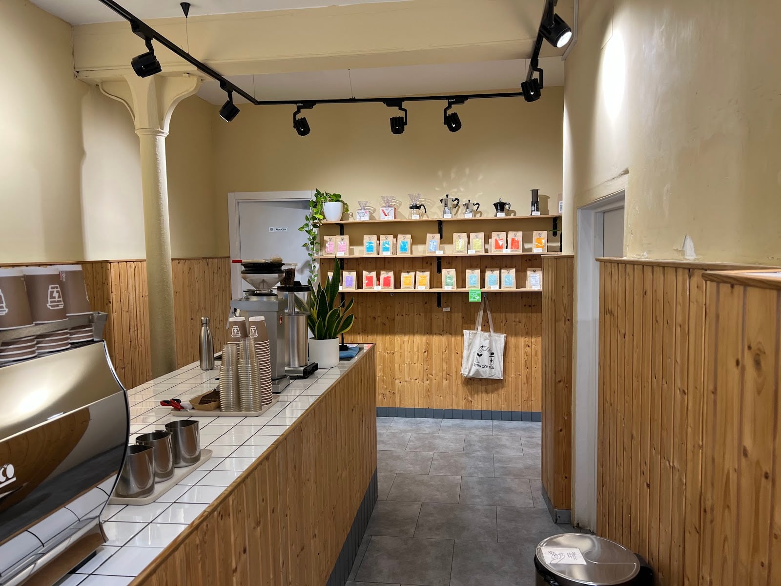 Photo of Syra Coffee - Sants