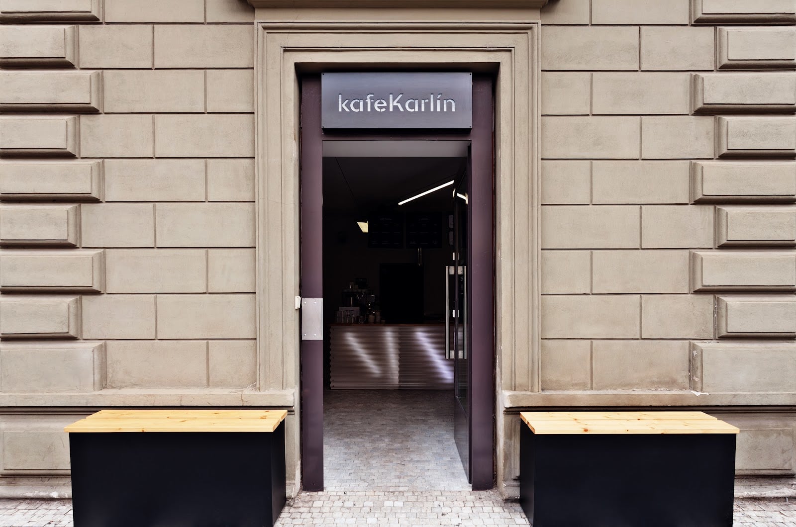 Kafe Karlín interior