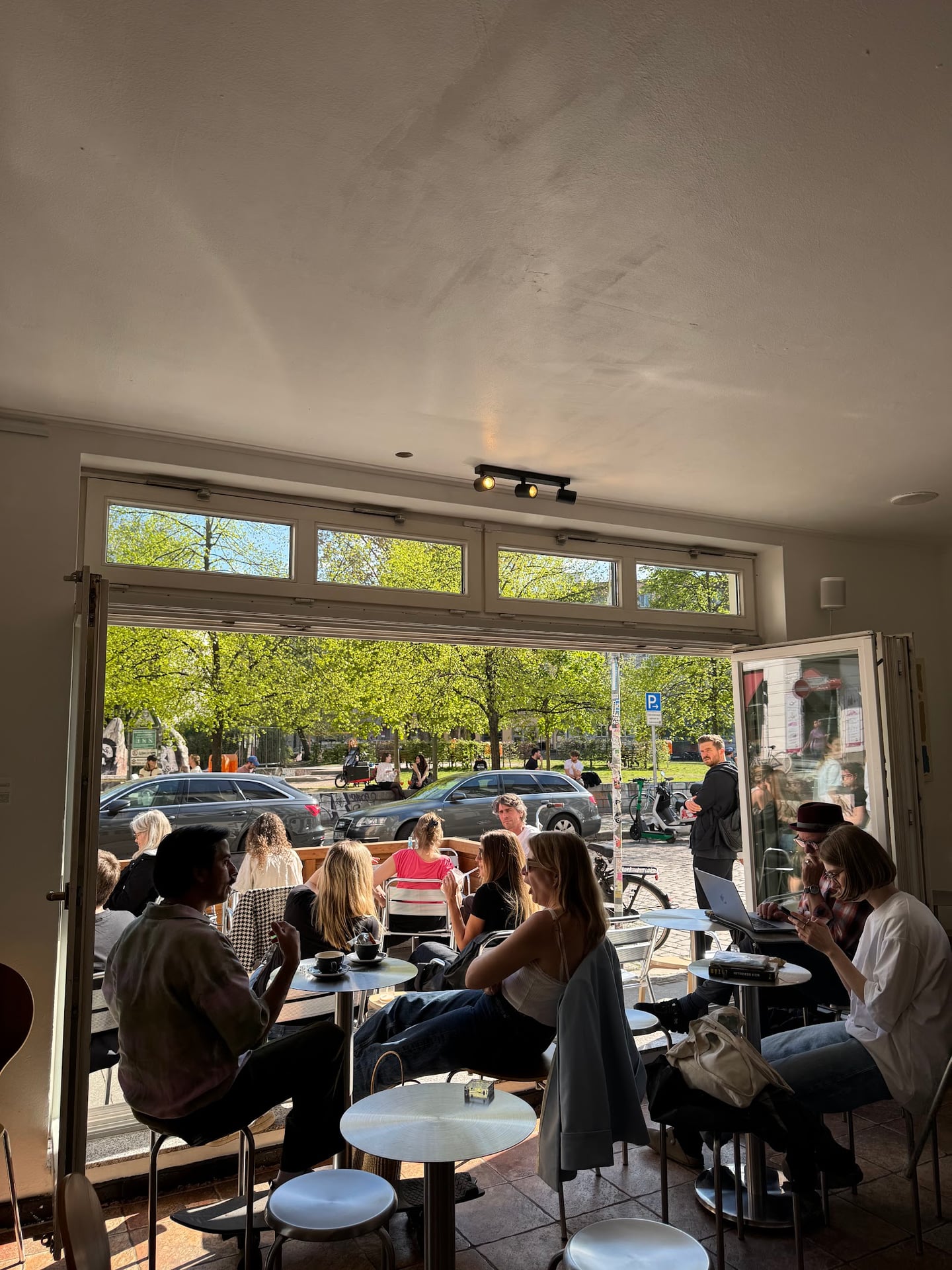 Symple Coffee Mitte interior