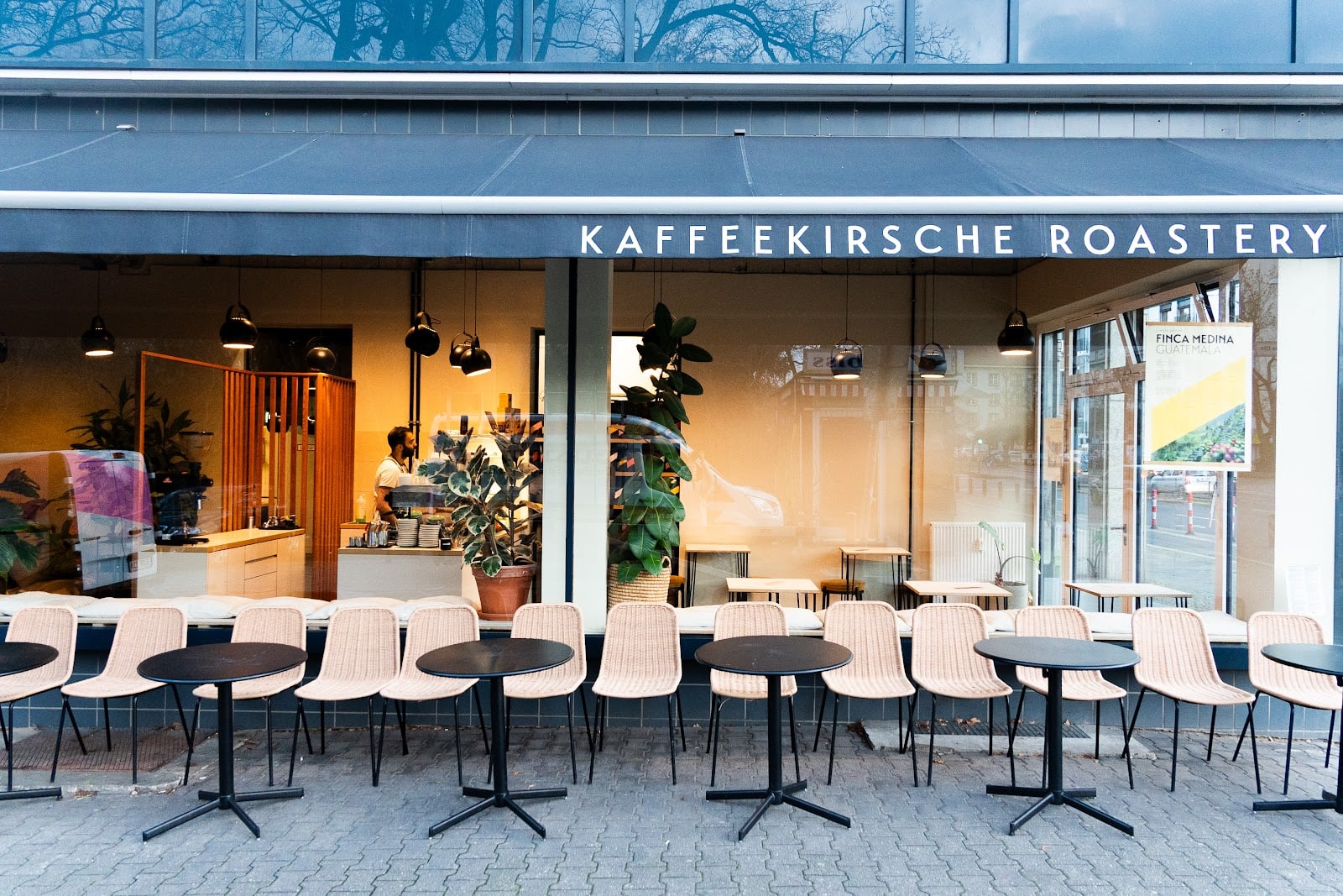 Kaffeekirsche Roastery Tempelhofer Damm interior