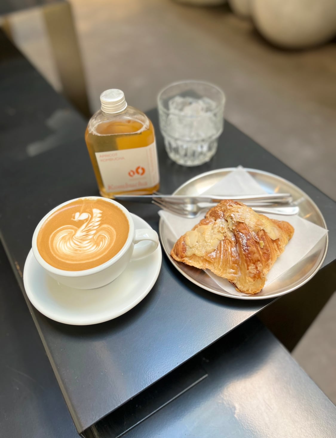Photo of RAAW Coffee hàng buồm