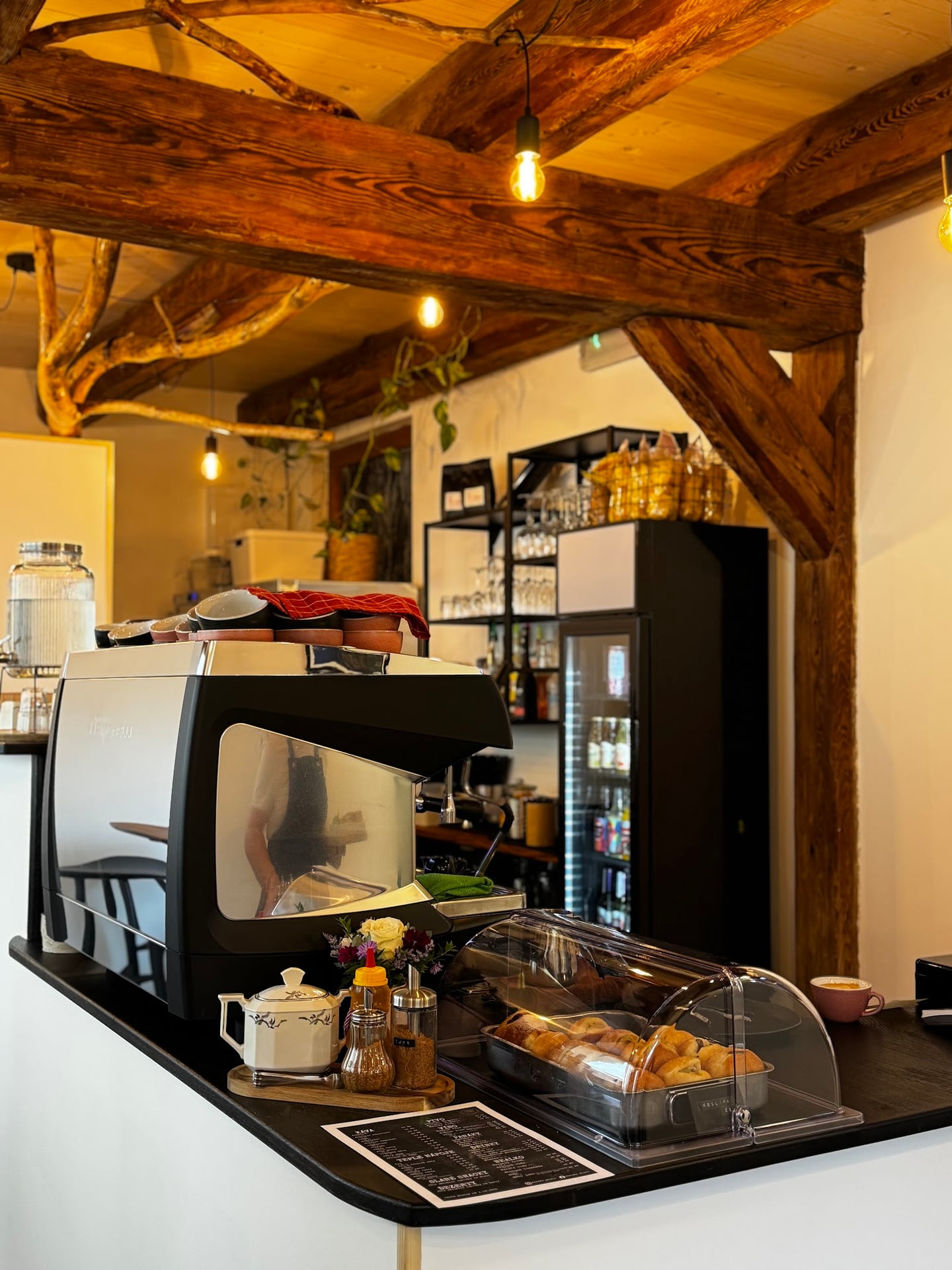 Nakafe místo interior
