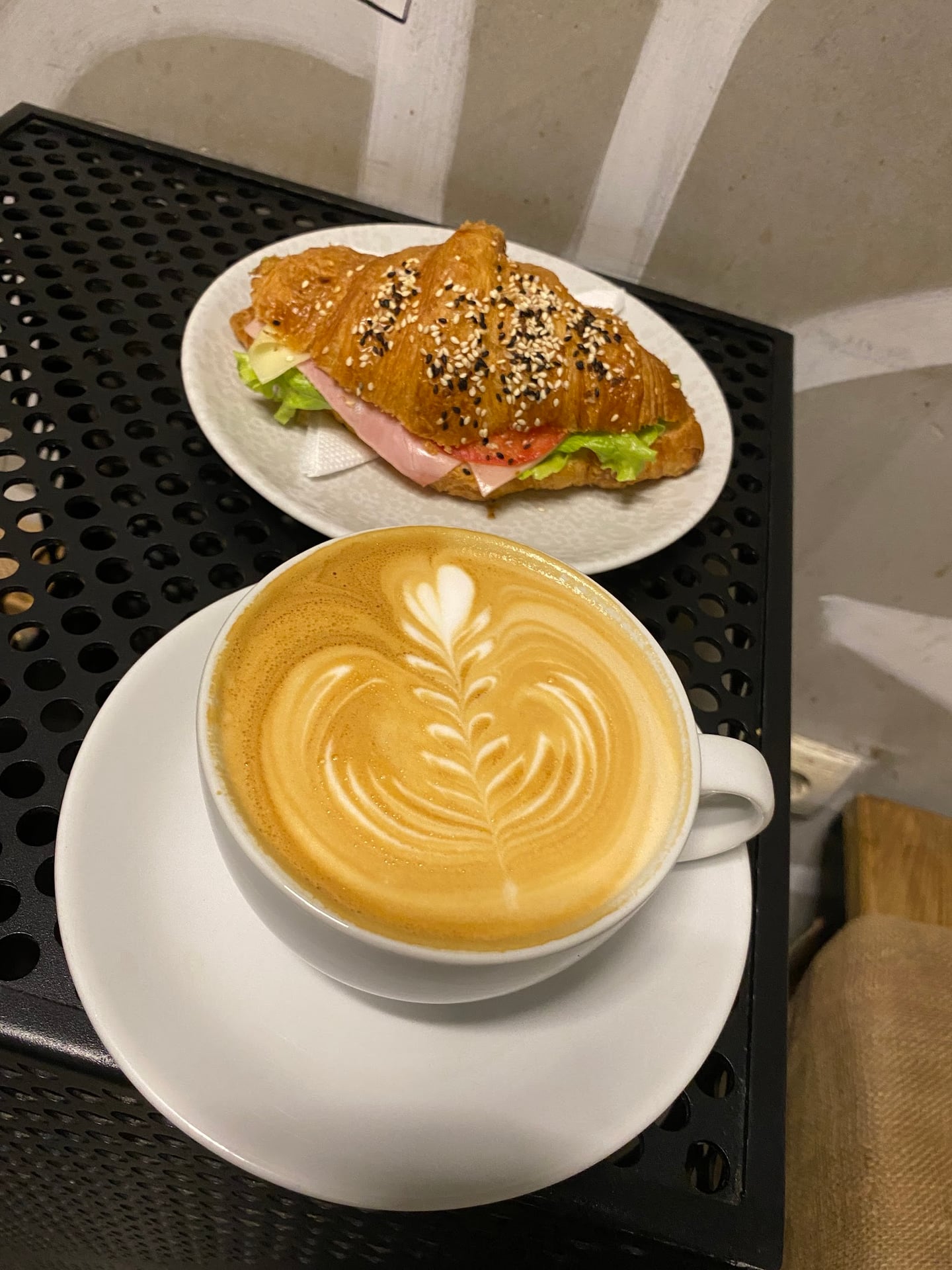 Photo of Artist Specialty Coffee, Stari grad