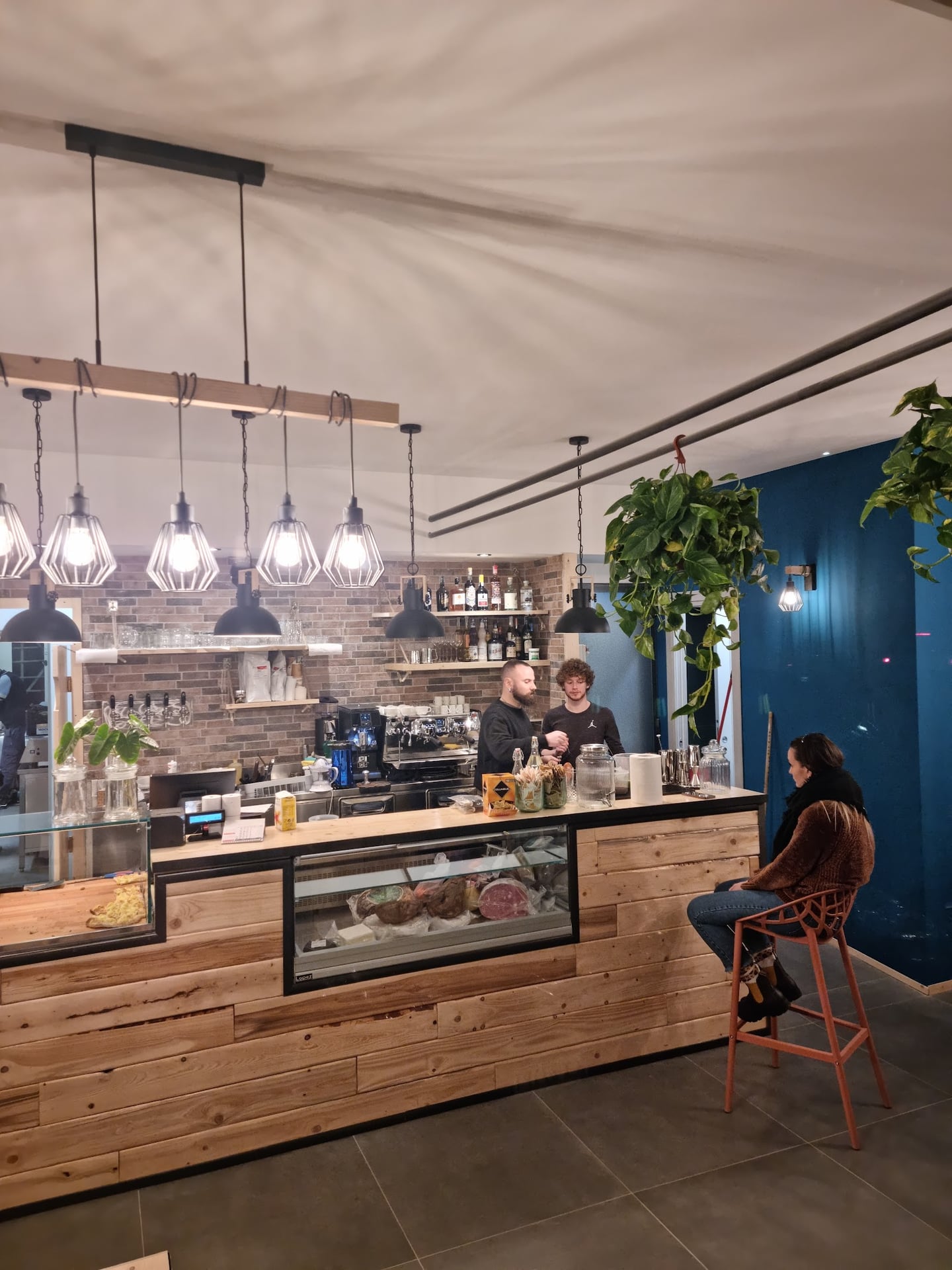 RADICI Social Food interior