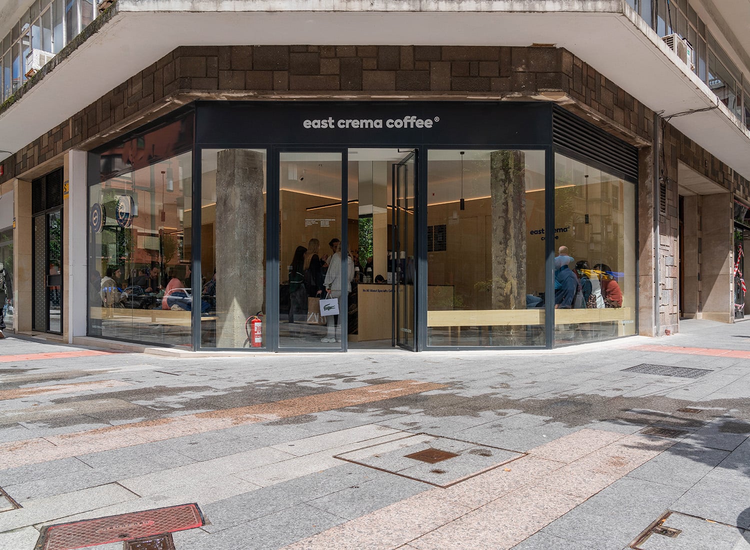 East Crema Coffee Rodriguez Arias (Specialty Coffee Bilbao) interior
