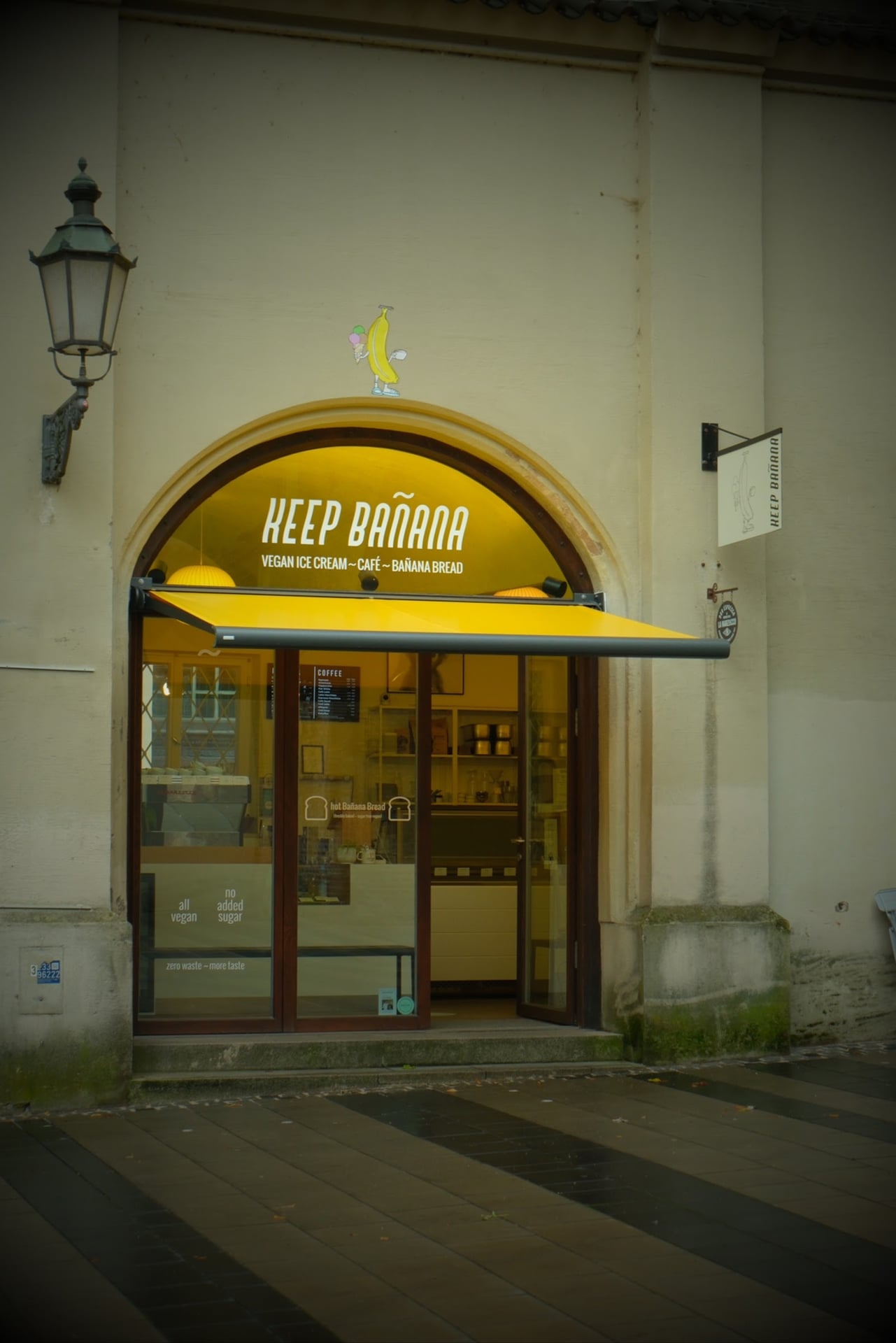 Keep Banana Coffee & Gelato