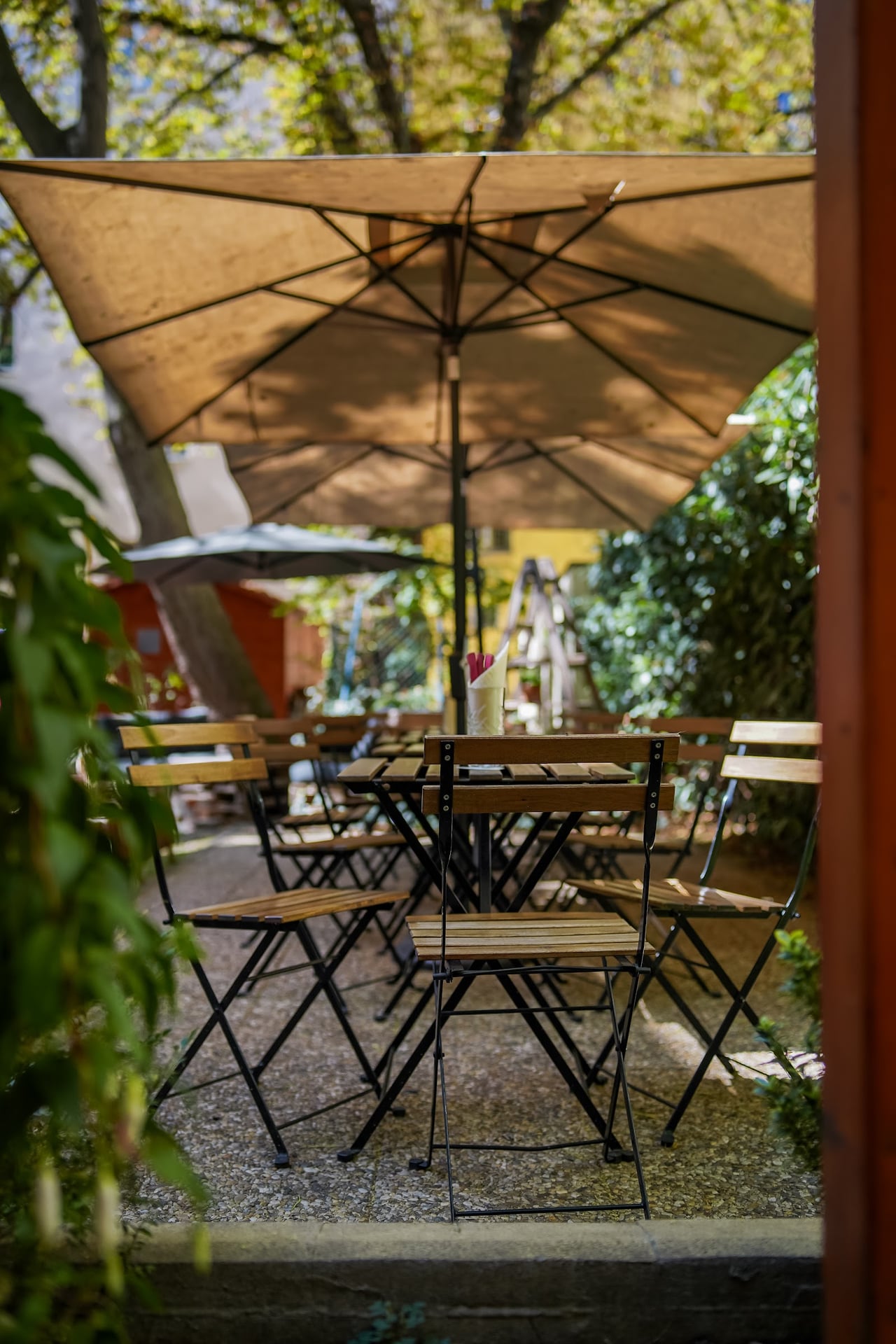Honest Taste interior