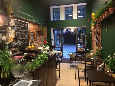 Vējš Cafe