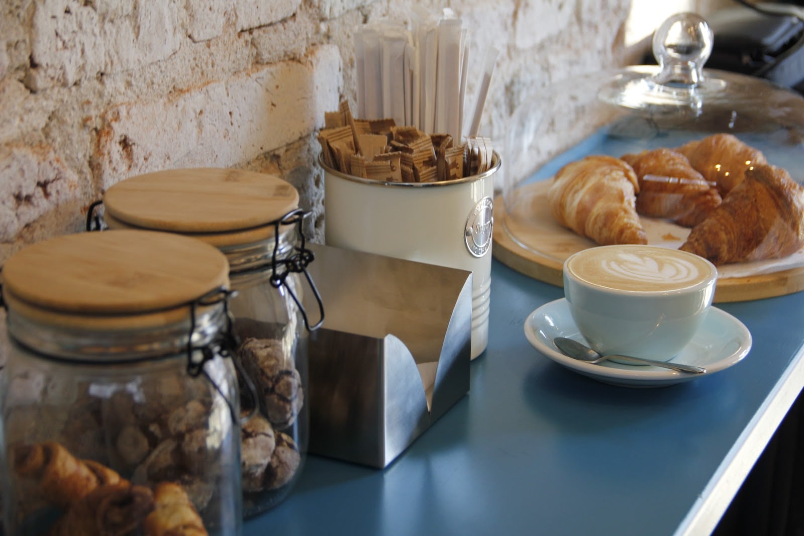 Photo of Manole Coffee Shop