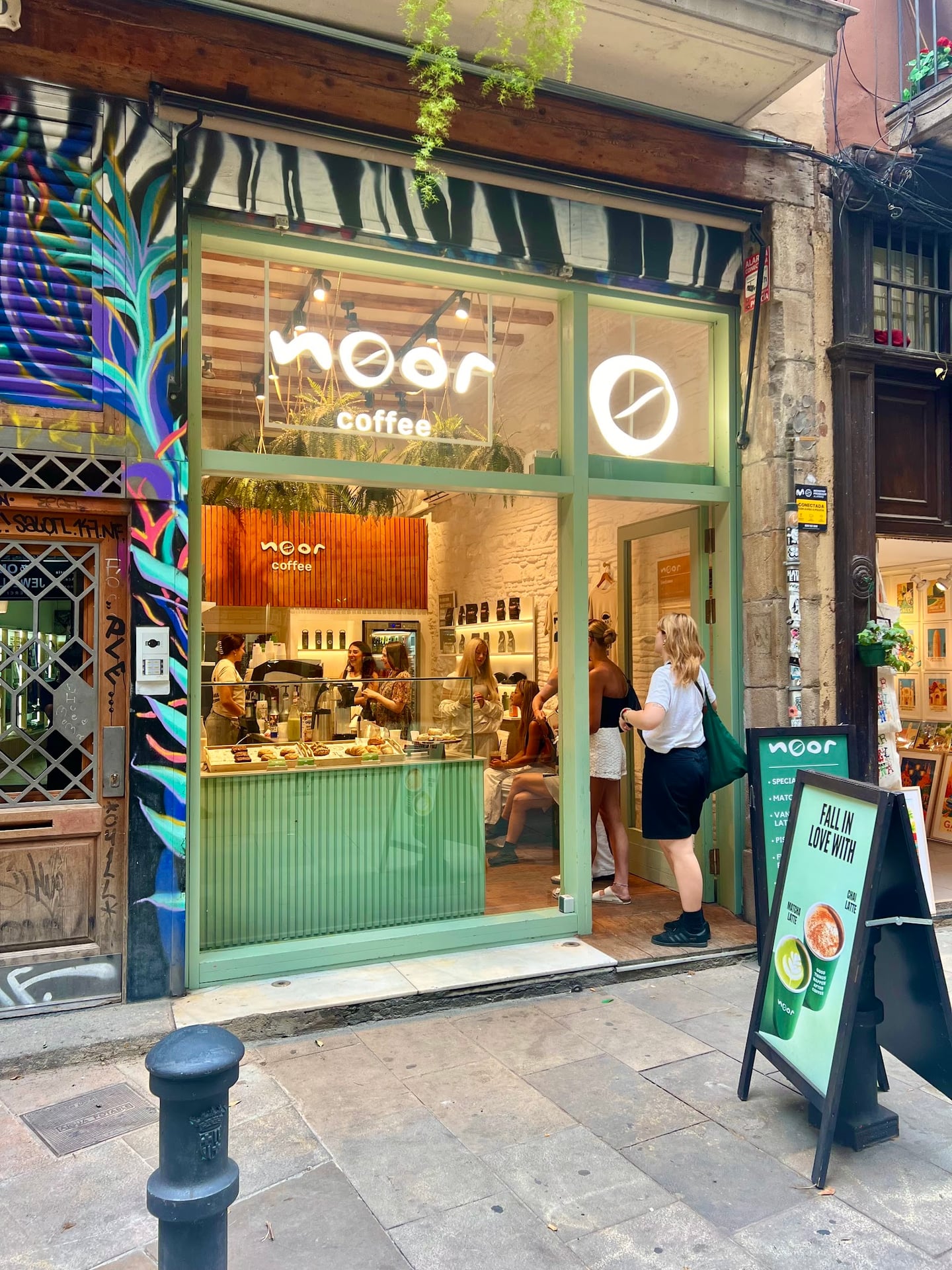 Noor | Specialty Coffee interior