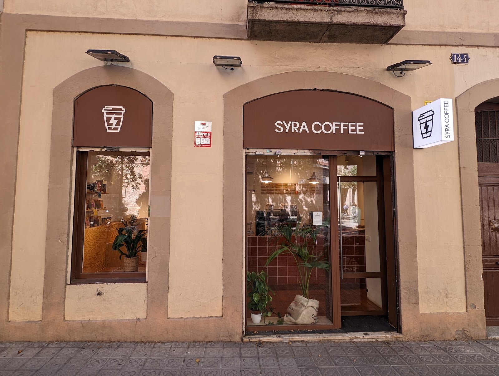 Syra Coffee - Roselló interior
