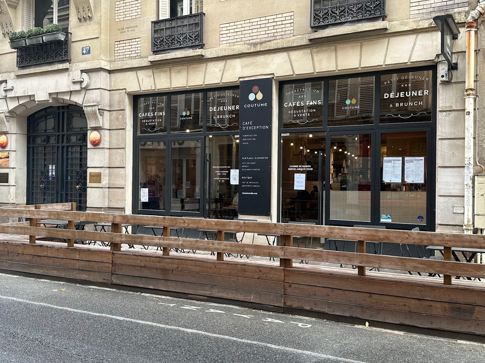 Photo of Coutume