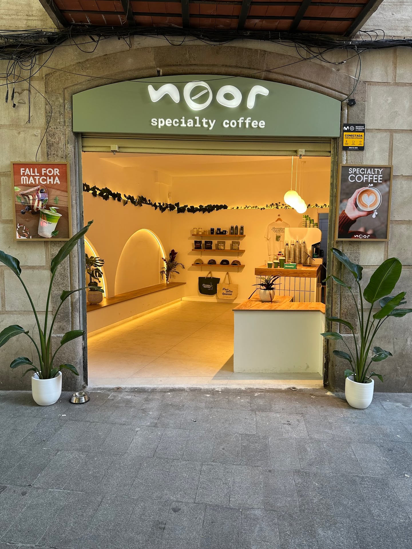 Noor l Specialty Coffee interior