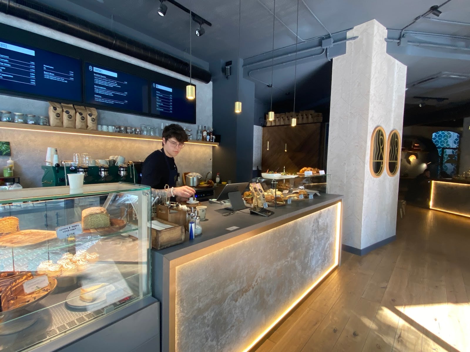 SAGA Coffee Stories | Casp interior