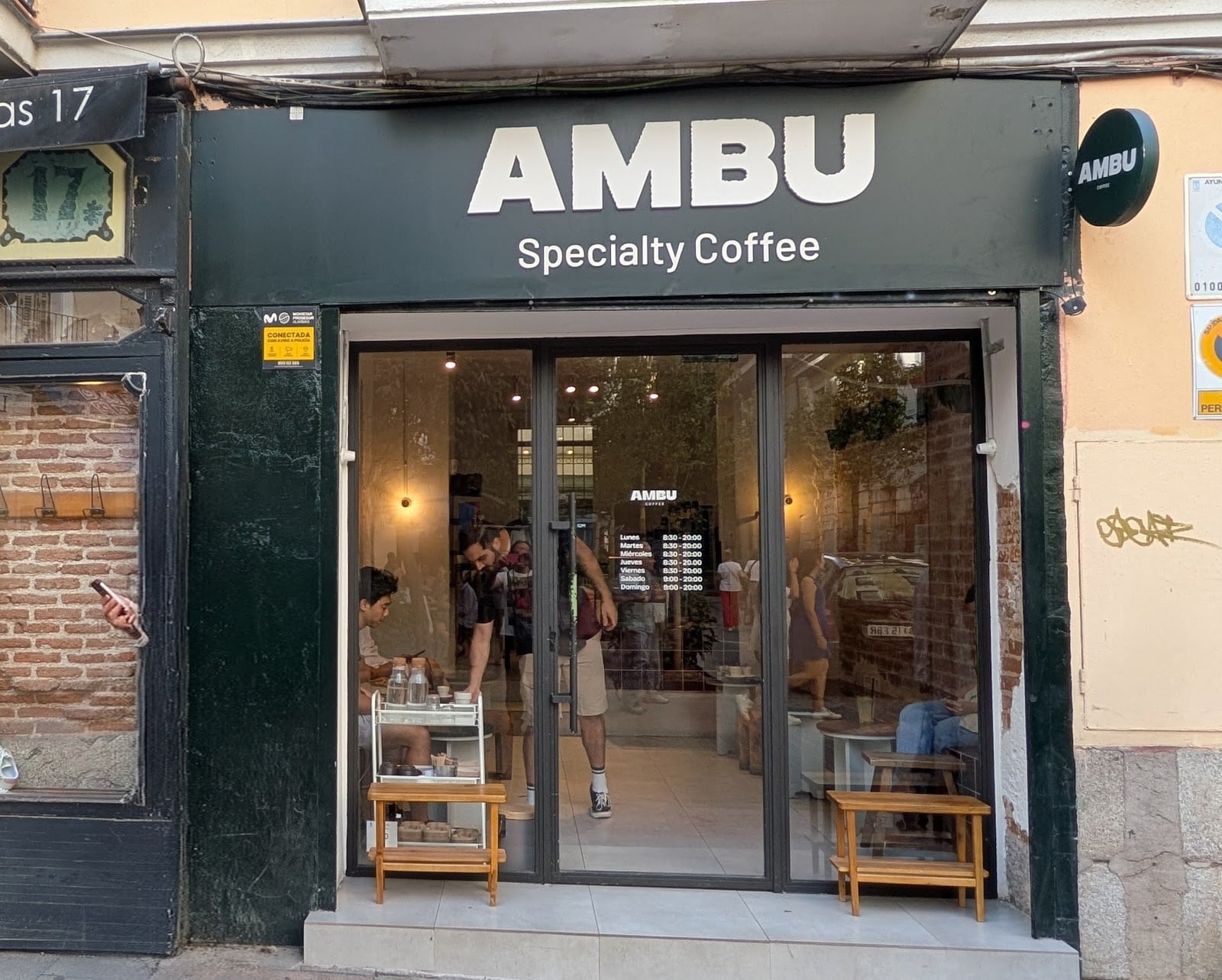 Ambu Coffee Letras | Specialty Coffee Shop interior