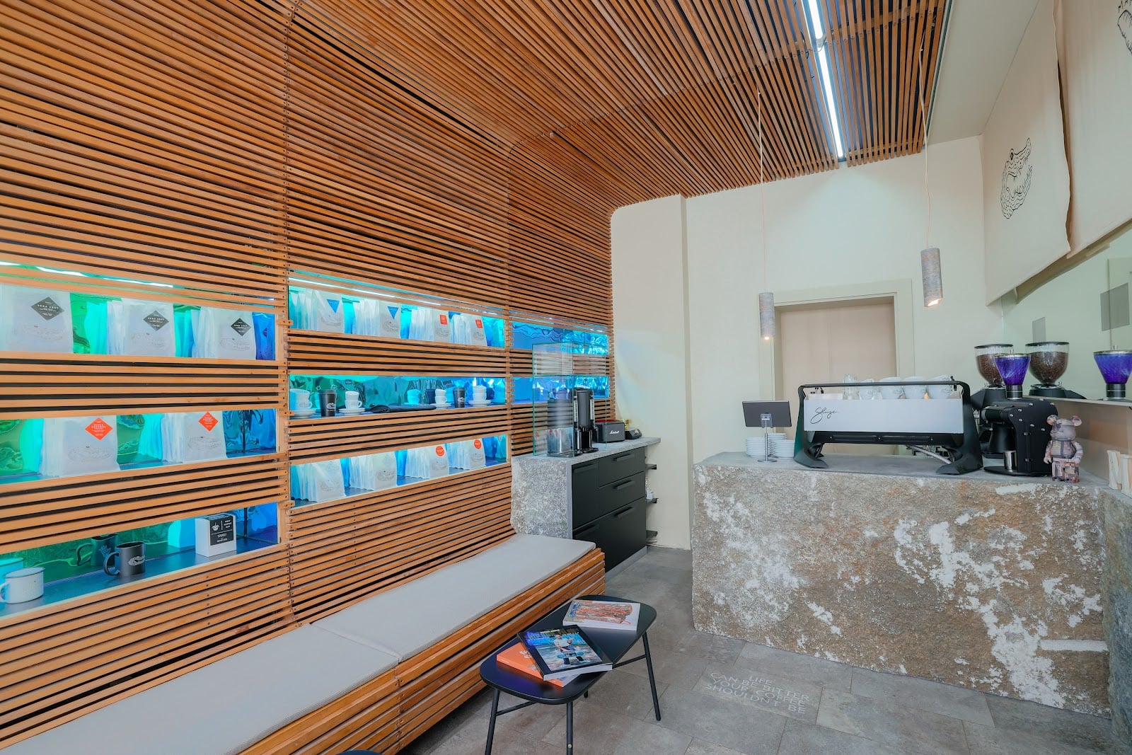 Man versus Machine Coffee Roasters & Ceremonial Grade Matcha interior