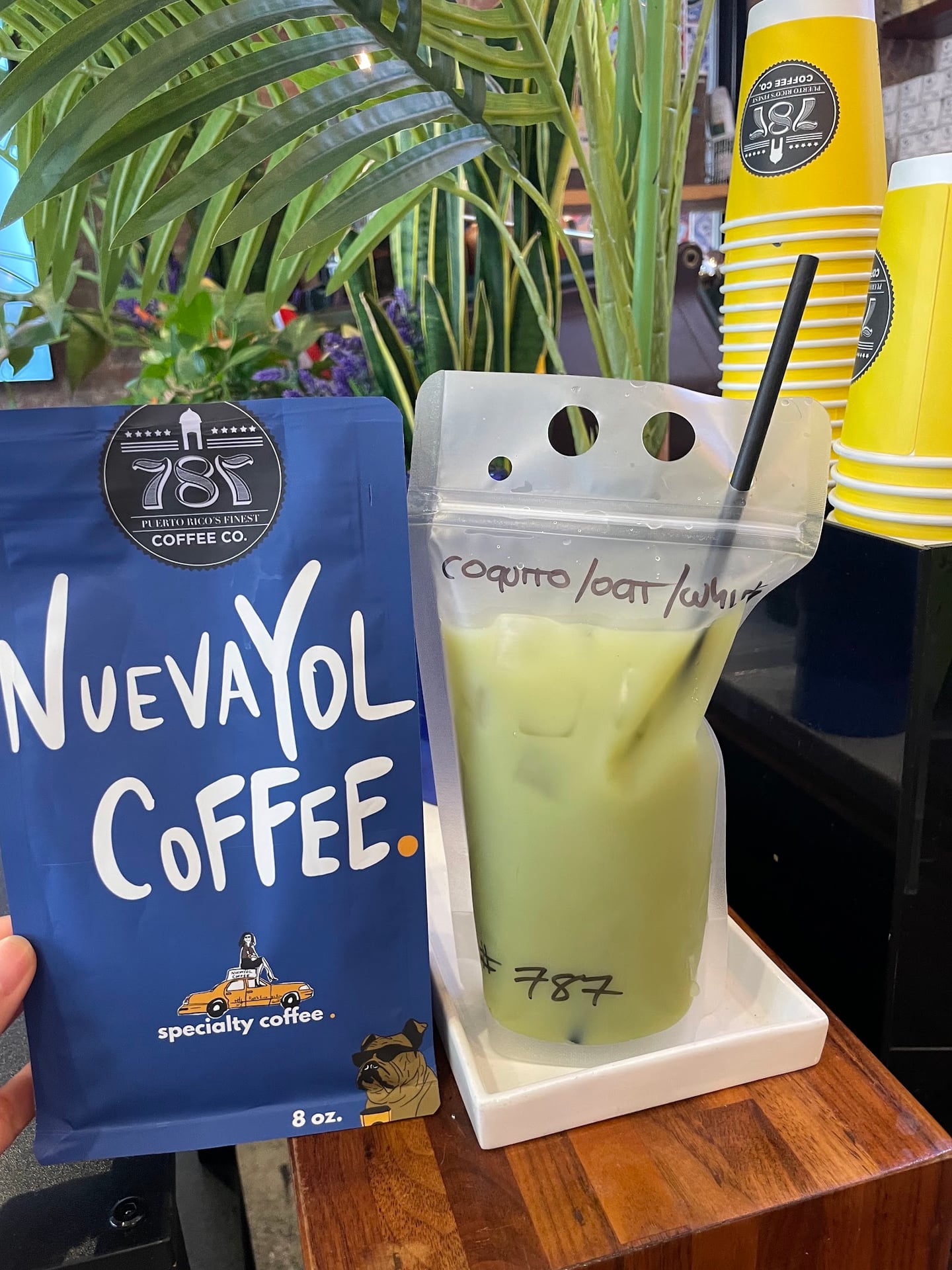 Photo of 787 Coffee