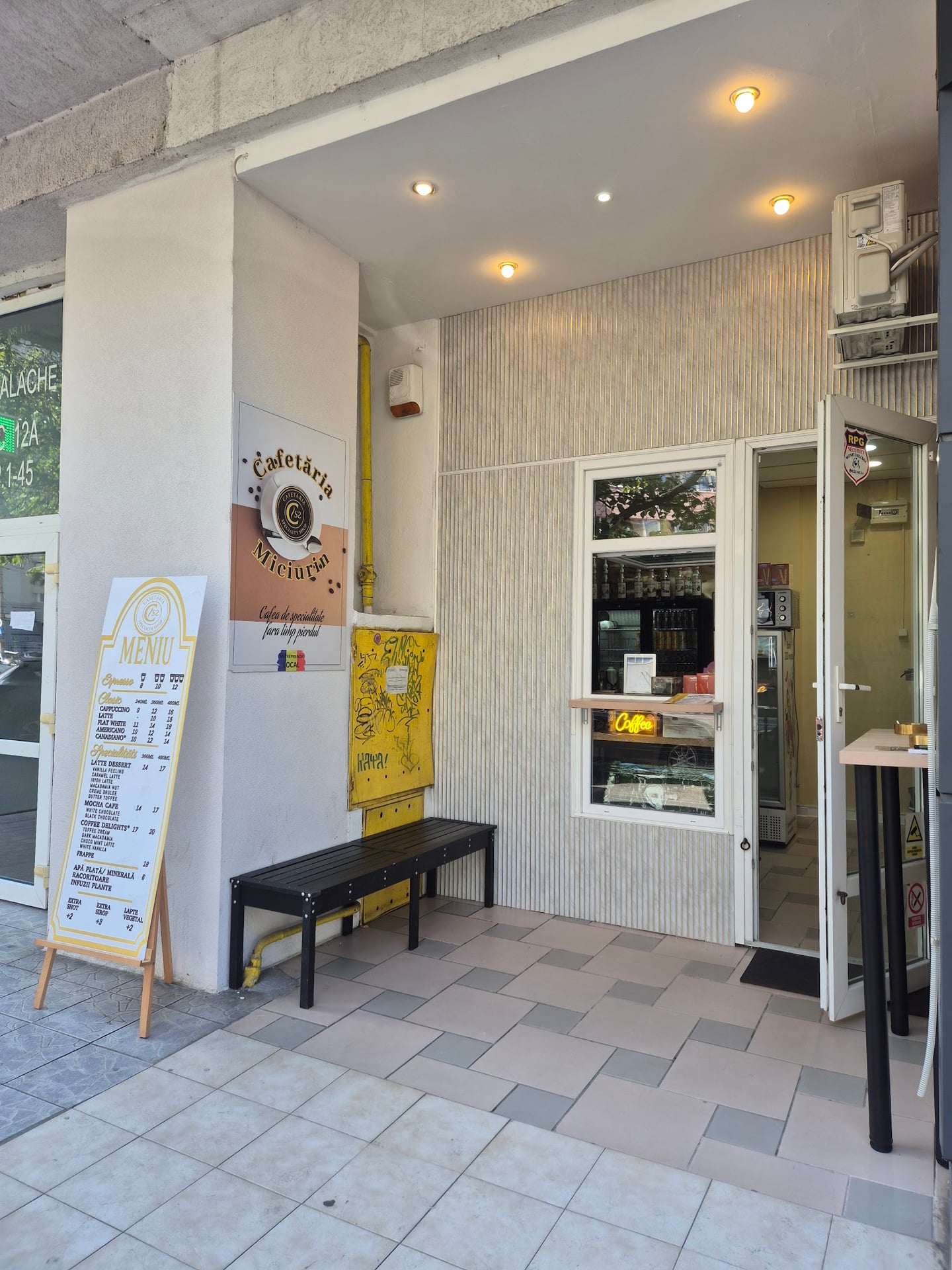 Cafetăria Miciurin - Specialty Coffee Shop interior