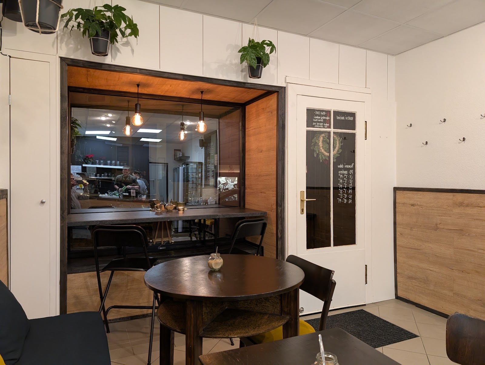 Kiwi Café
