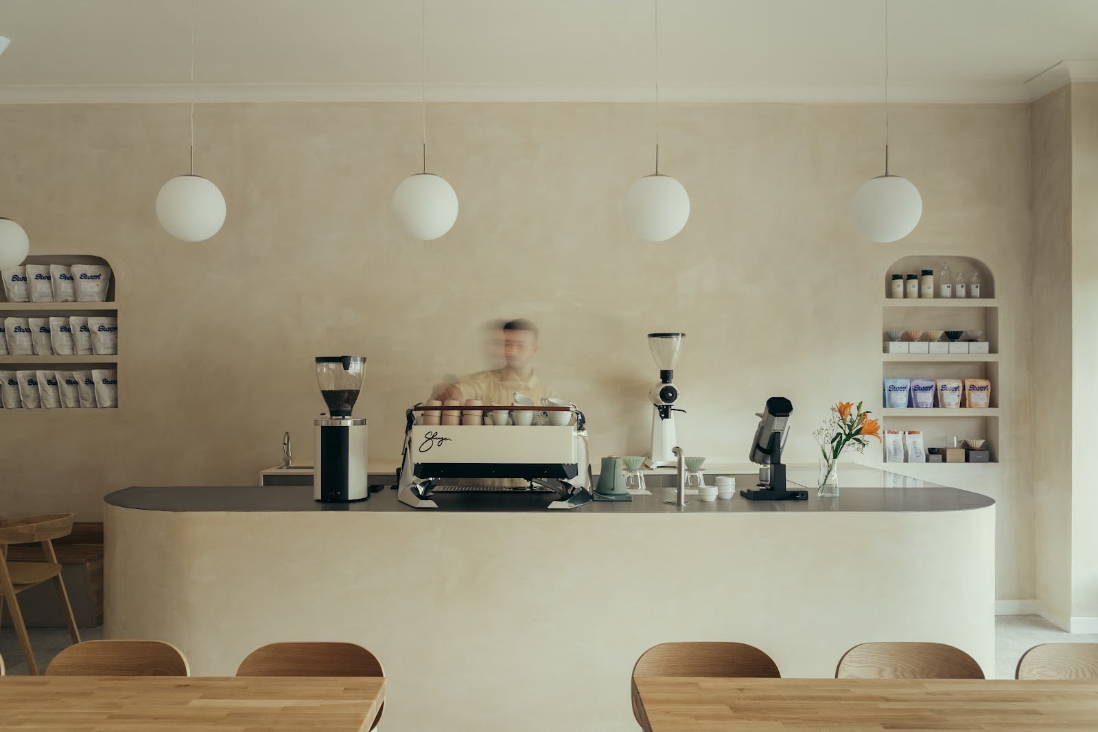 KUL COFFEE interior