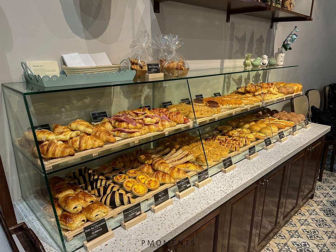 P Moments Patisserie & Coffee
