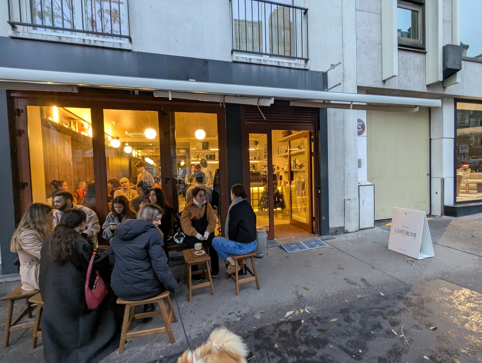 Café Rumi interior