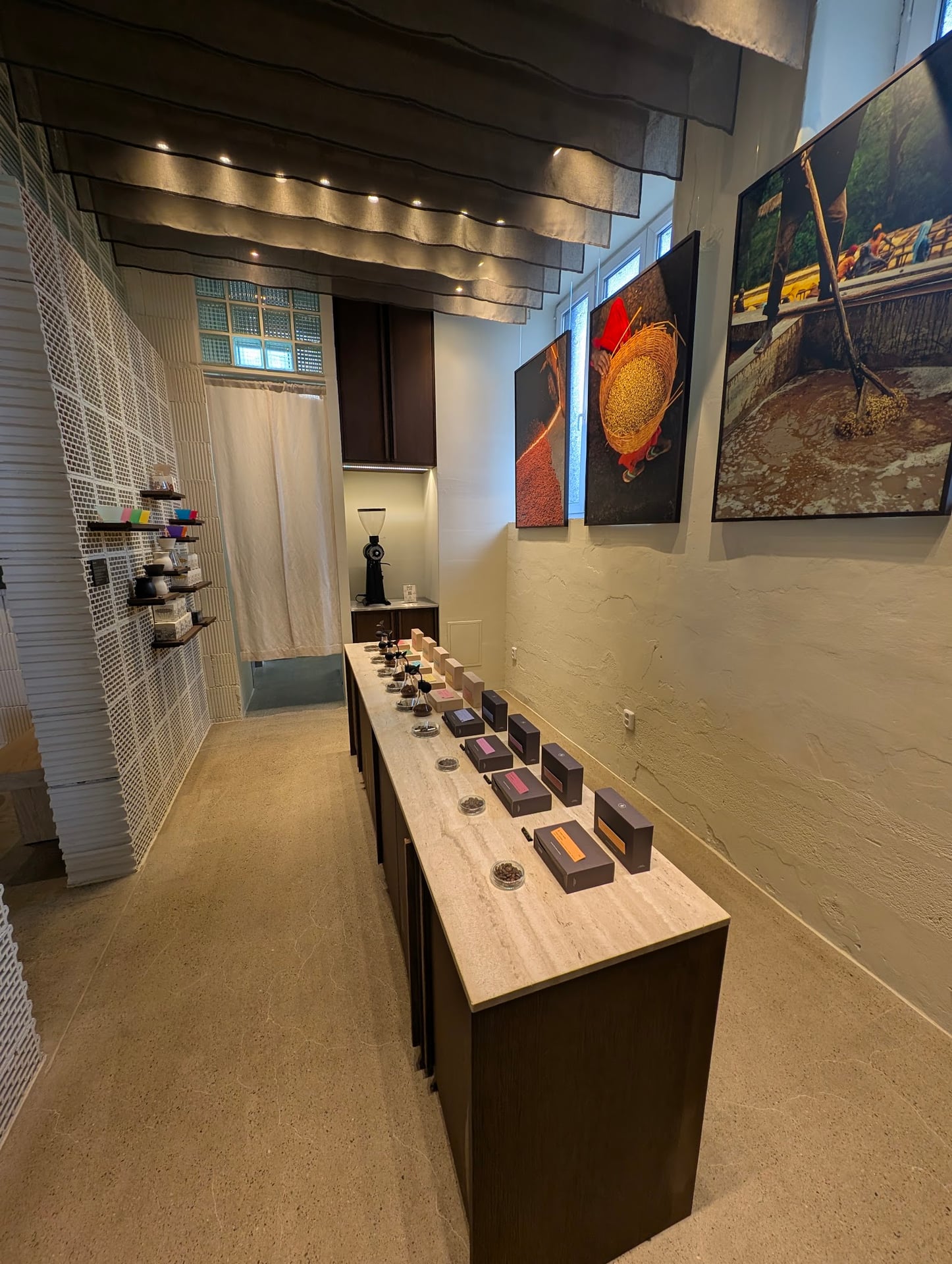Pleiku Coffee interior