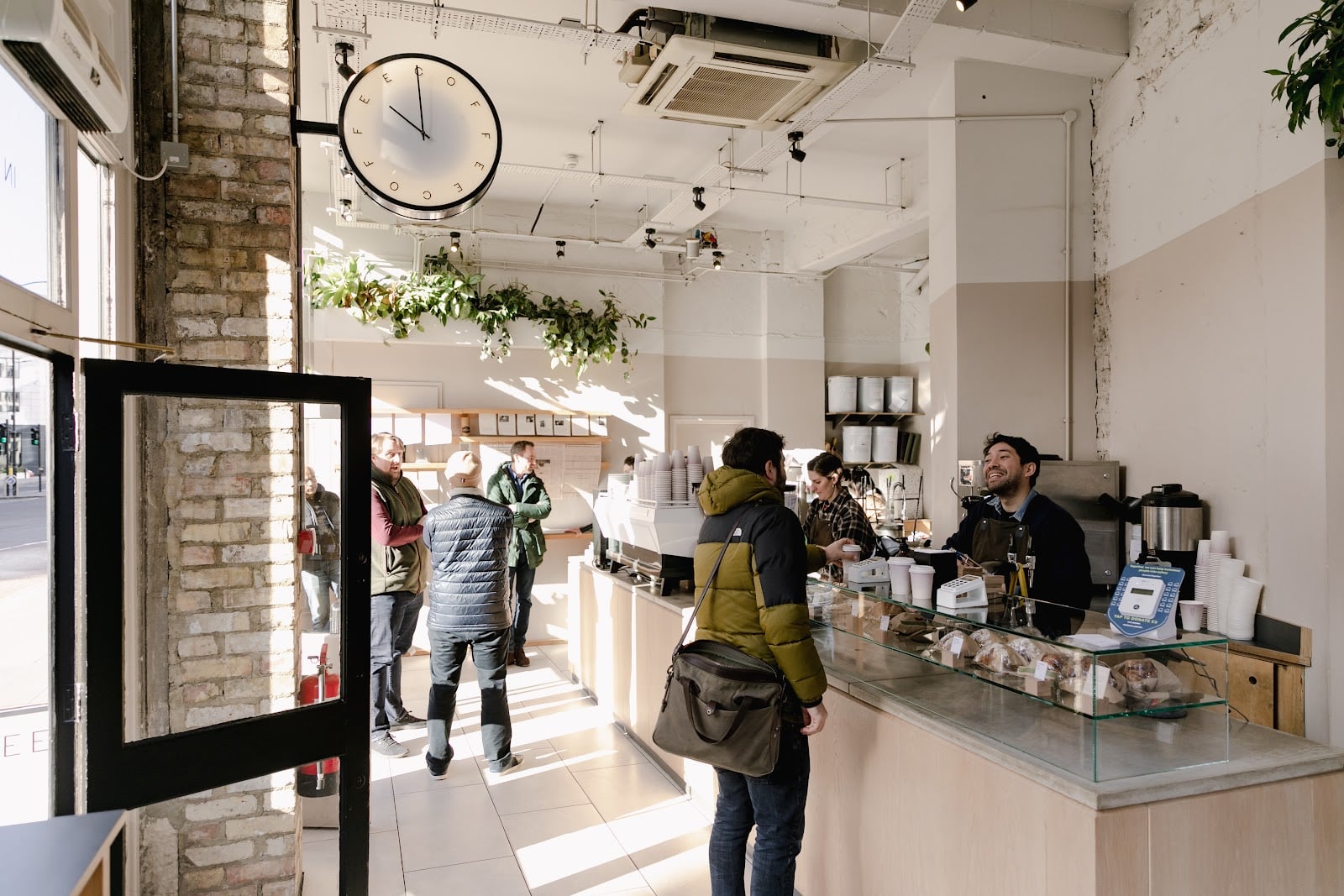 Rosslyn Coffee Queen Victoria Street interior
